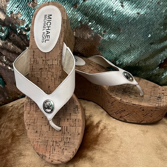 Michael Kors white wedge sandals - Picture 2 of 4